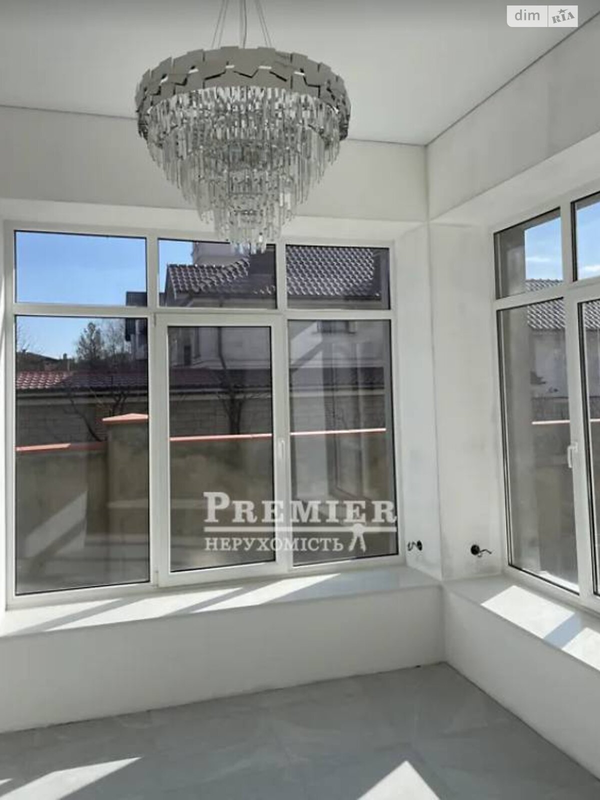 двухэтажный дом с гаражом, 315.1 кв. м, кирпич. Продажа в Таирово район Совиньон фото 1 двухэтажный дом с гаражом, 315.1 кв. м, кирпич. Продажа в Таирово район Совиньон фото 1
