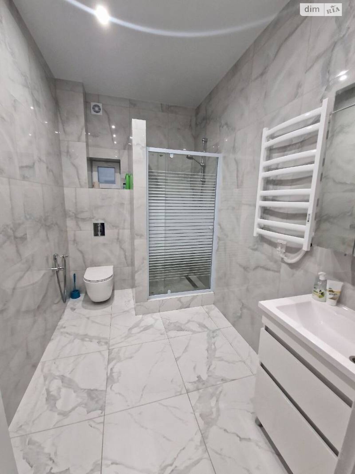 двоповерховий будинок з ремонтом, 150 кв. м, цегла. Продаж у Таїрове фото 1 двоповерховий будинок з ремонтом, 150 кв. м, цегла. Продаж у Таїрове фото 1