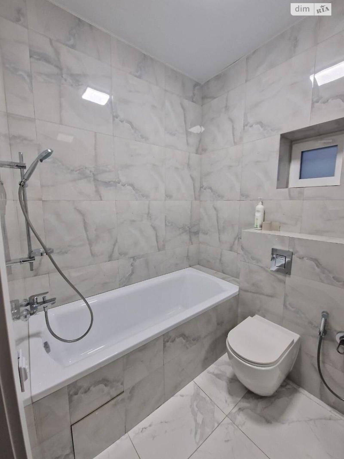 двоповерховий будинок з ремонтом, 150 кв. м, цегла. Продаж у Таїрове фото 1 двоповерховий будинок з ремонтом, 150 кв. м, цегла. Продаж у Таїрове фото 1