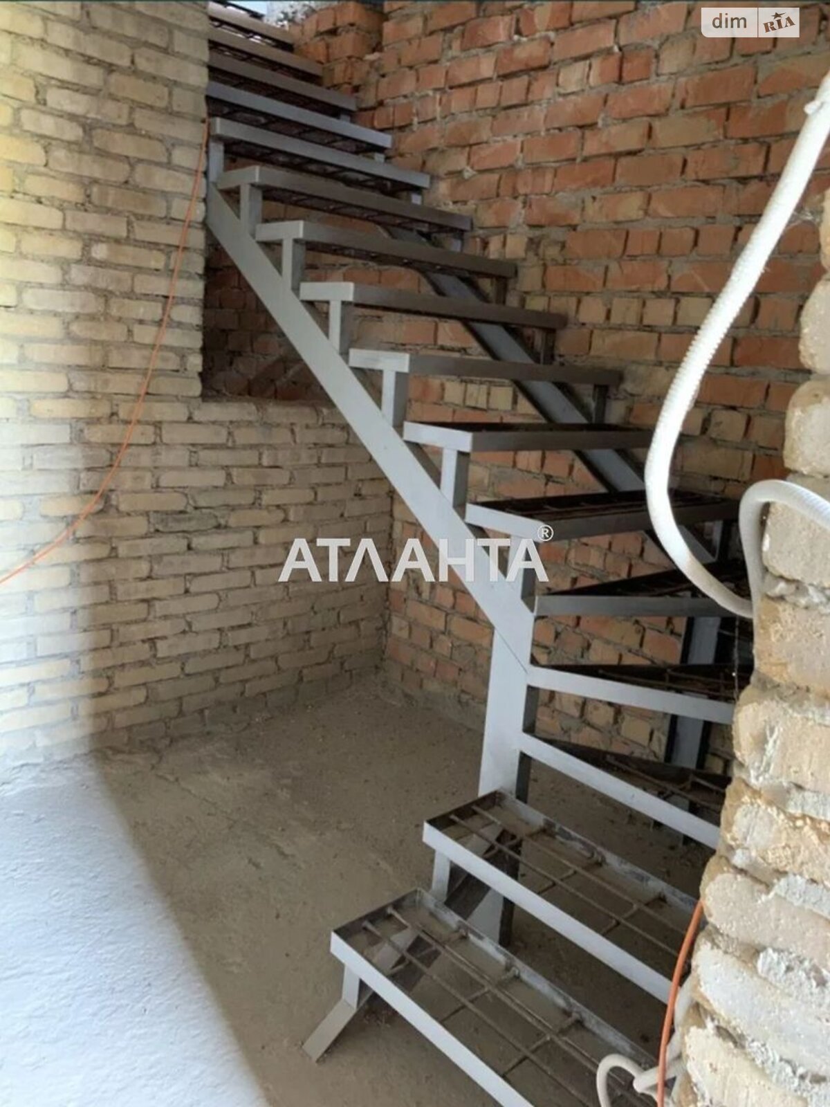 двухэтажный дом, 160 кв. м, кирпич. Продажа в Таирово фото 1