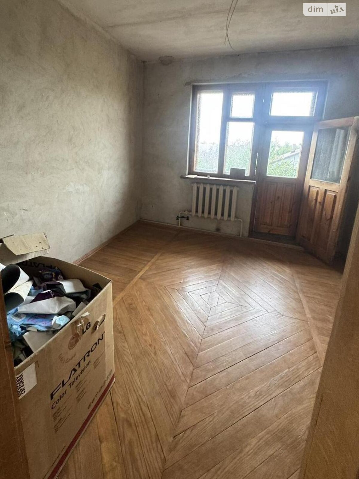 трехэтажный дом, 391.3 кв. м, кирпич. Продажа в Тараще район Тараща фото 1