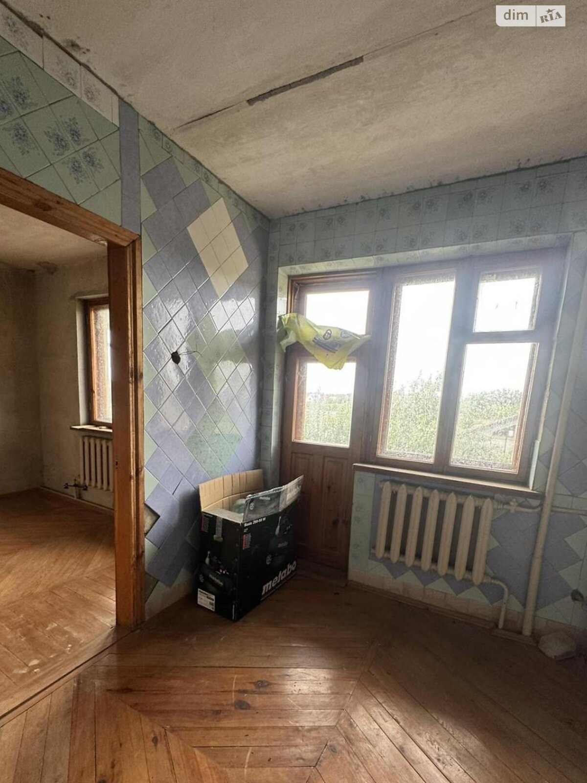 трехэтажный дом, 391.3 кв. м, кирпич. Продажа в Тараще район Тараща фото 1