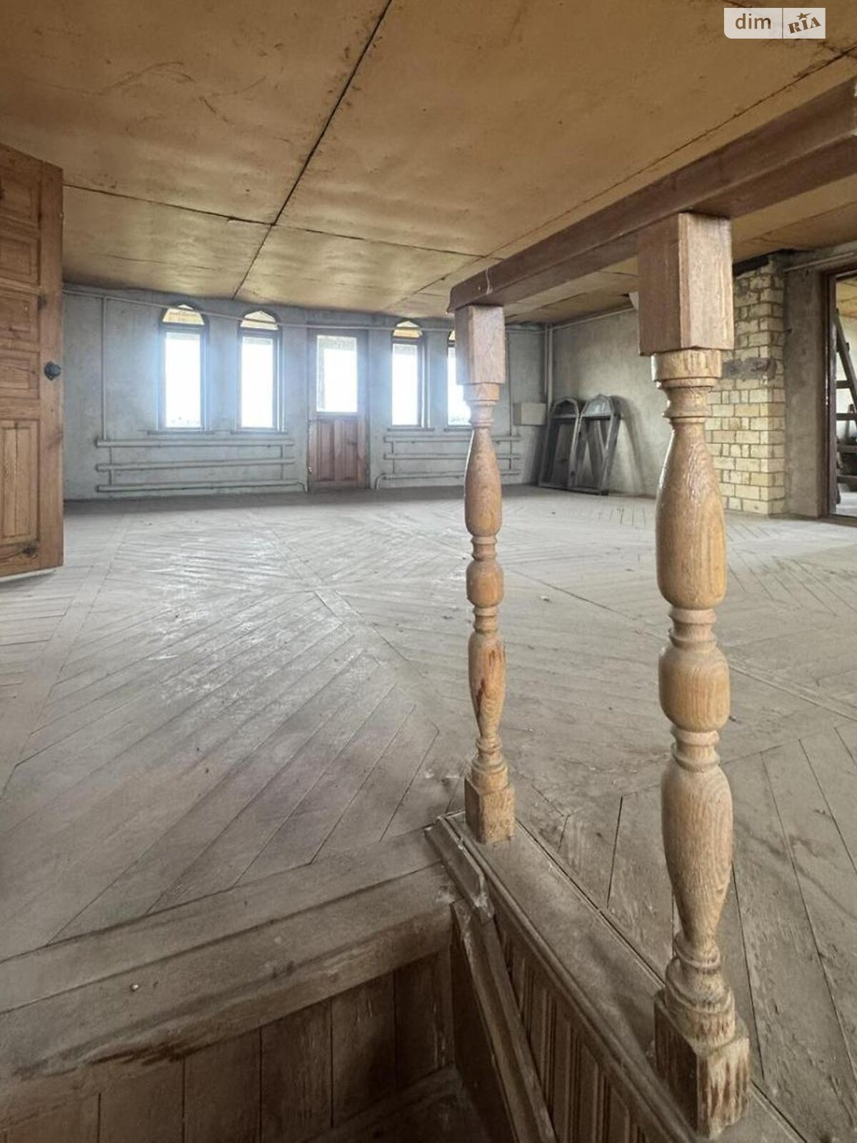 трехэтажный дом, 391.3 кв. м, кирпич. Продажа в Тараще район Тараща фото 1