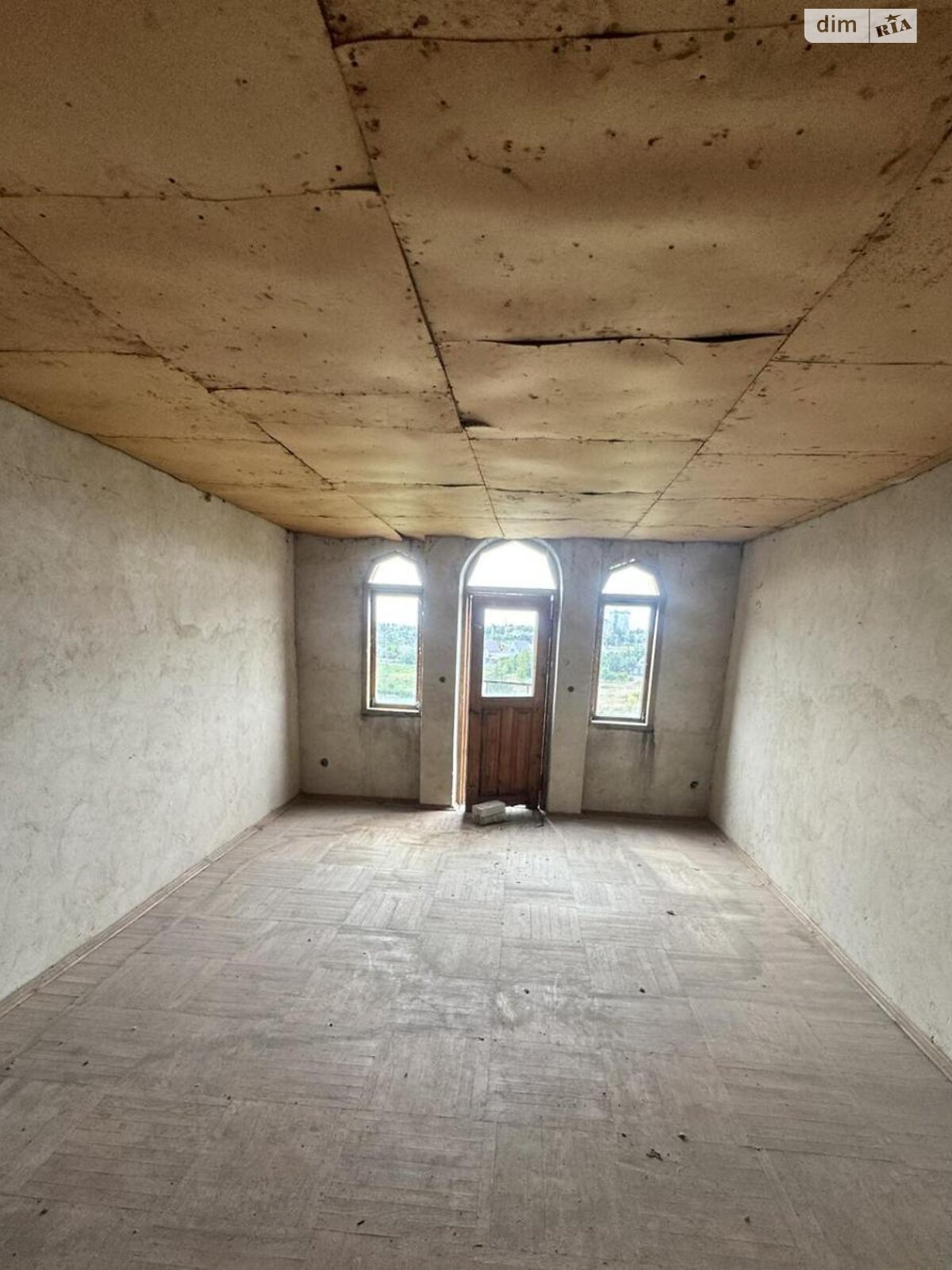 трехэтажный дом, 391.3 кв. м, кирпич. Продажа в Тараще район Тараща фото 1