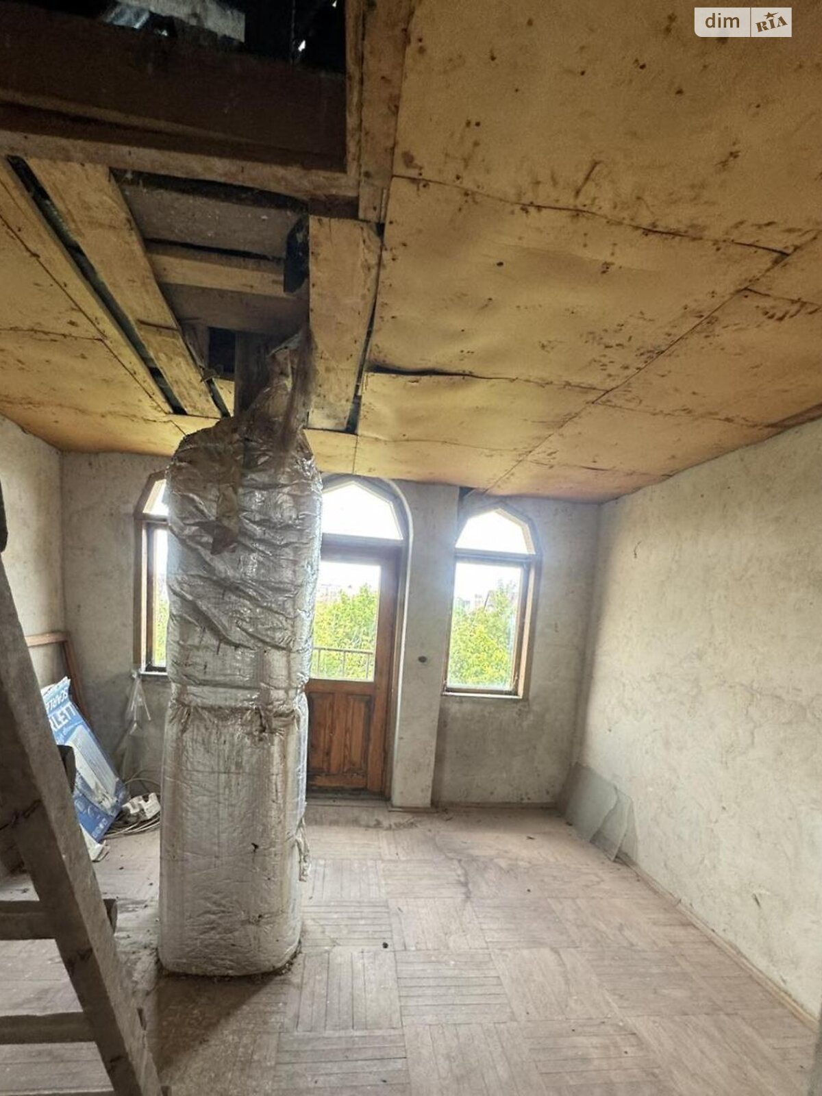 трехэтажный дом, 391.3 кв. м, кирпич. Продажа в Тараще район Тараща фото 1