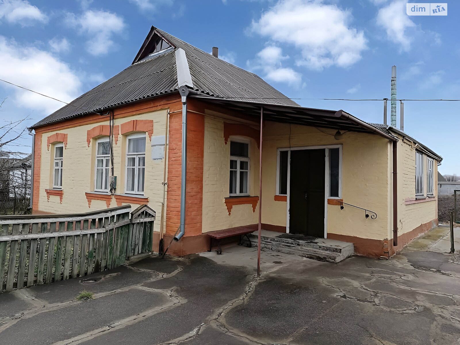 одноповерховий будинок з гаражем, 78.4 кв. м, цегла. Продаж в Таращі, район Тараща фото 1 одноповерховий будинок з гаражем, 78.4 кв. м, цегла. Продаж в Таращі, район Тараща фото 1