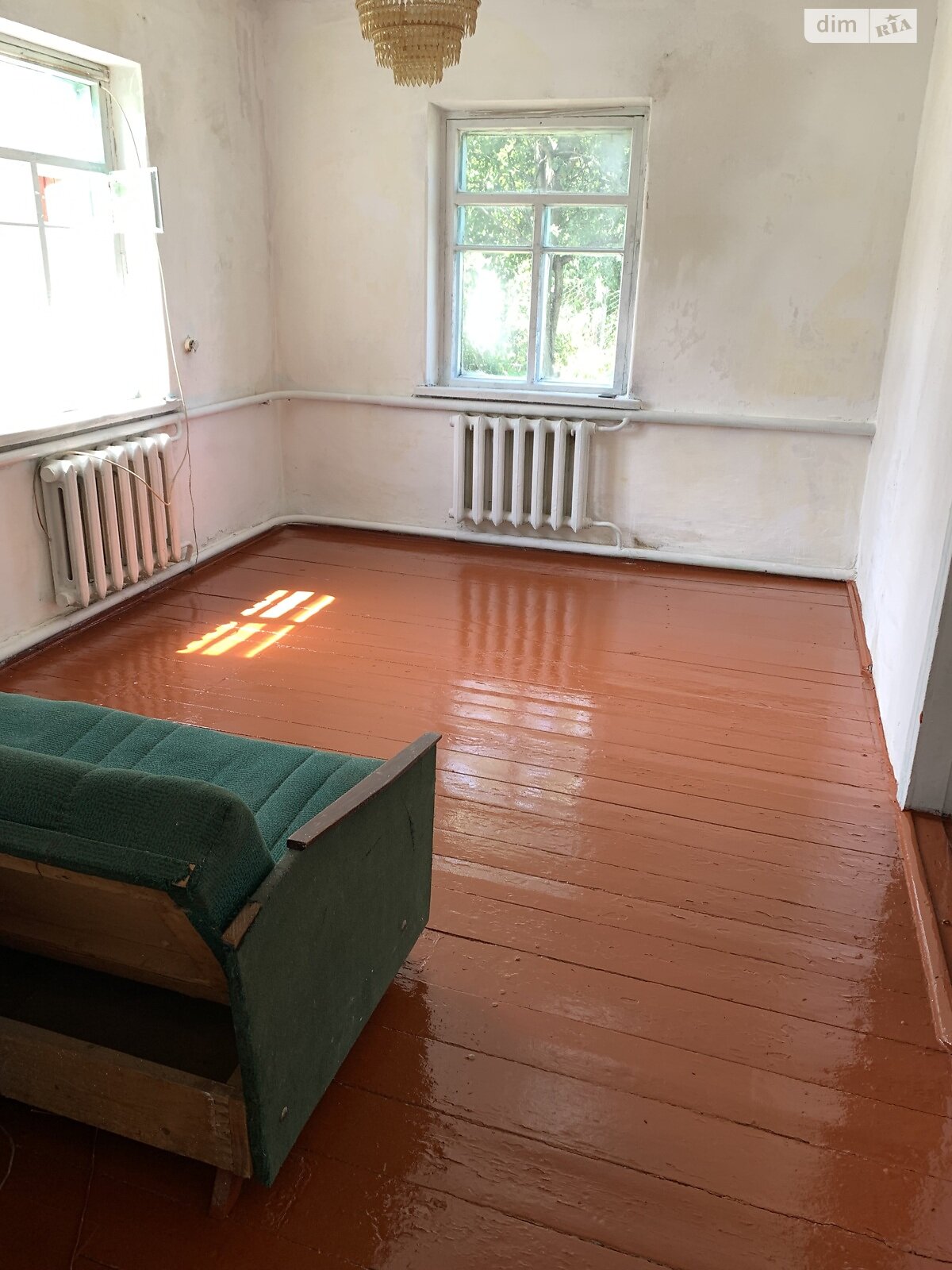 одноэтажный дом с гаражом, 62.3 кв. м, кирпич. Продажа в Тараще фото 1