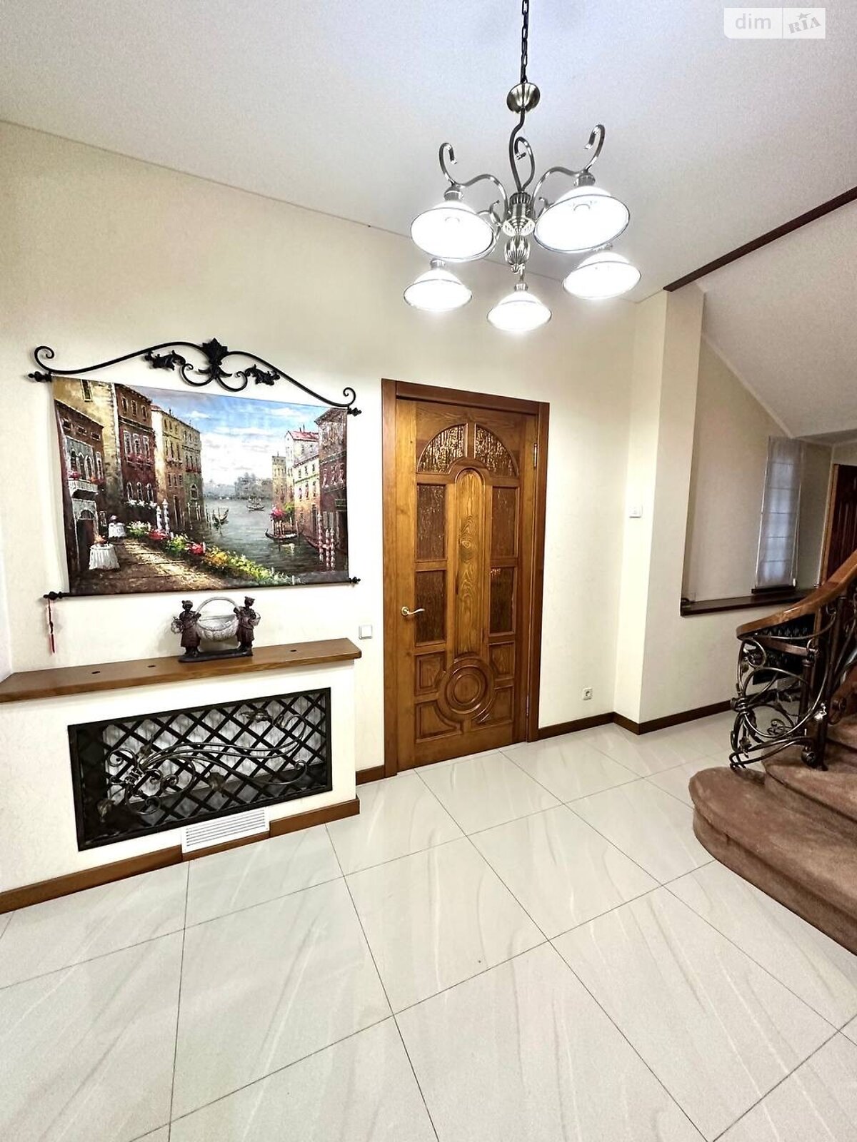 двоповерховий будинок з гаражем, 370.7 кв. м, цегла. Продаж у Тарасівці фото 1 двоповерховий будинок з гаражем, 370.7 кв. м, цегла. Продаж у Тарасівці фото 1