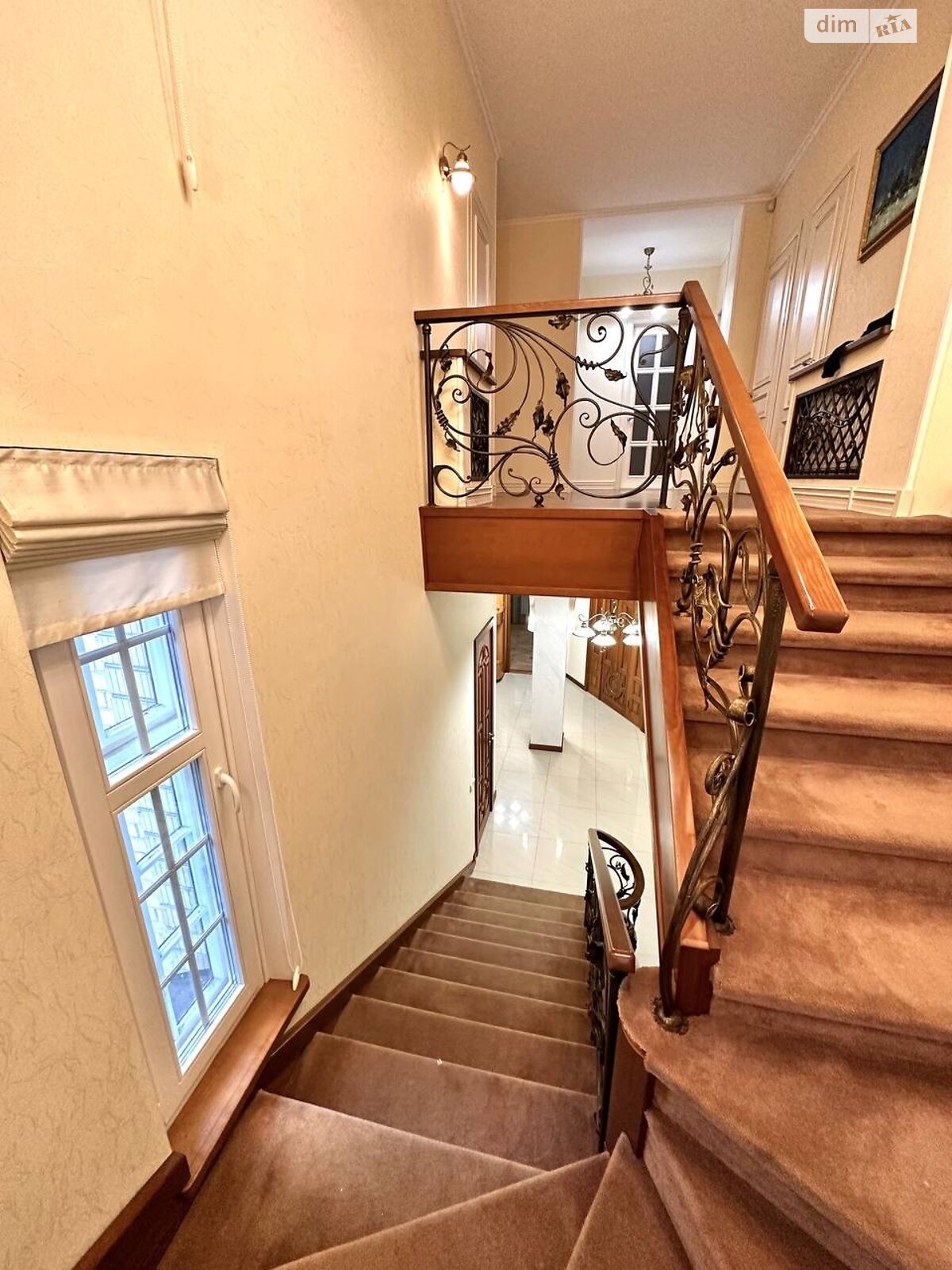 двоповерховий будинок з гаражем, 370.7 кв. м, цегла. Продаж у Тарасівці фото 1 двоповерховий будинок з гаражем, 370.7 кв. м, цегла. Продаж у Тарасівці фото 1