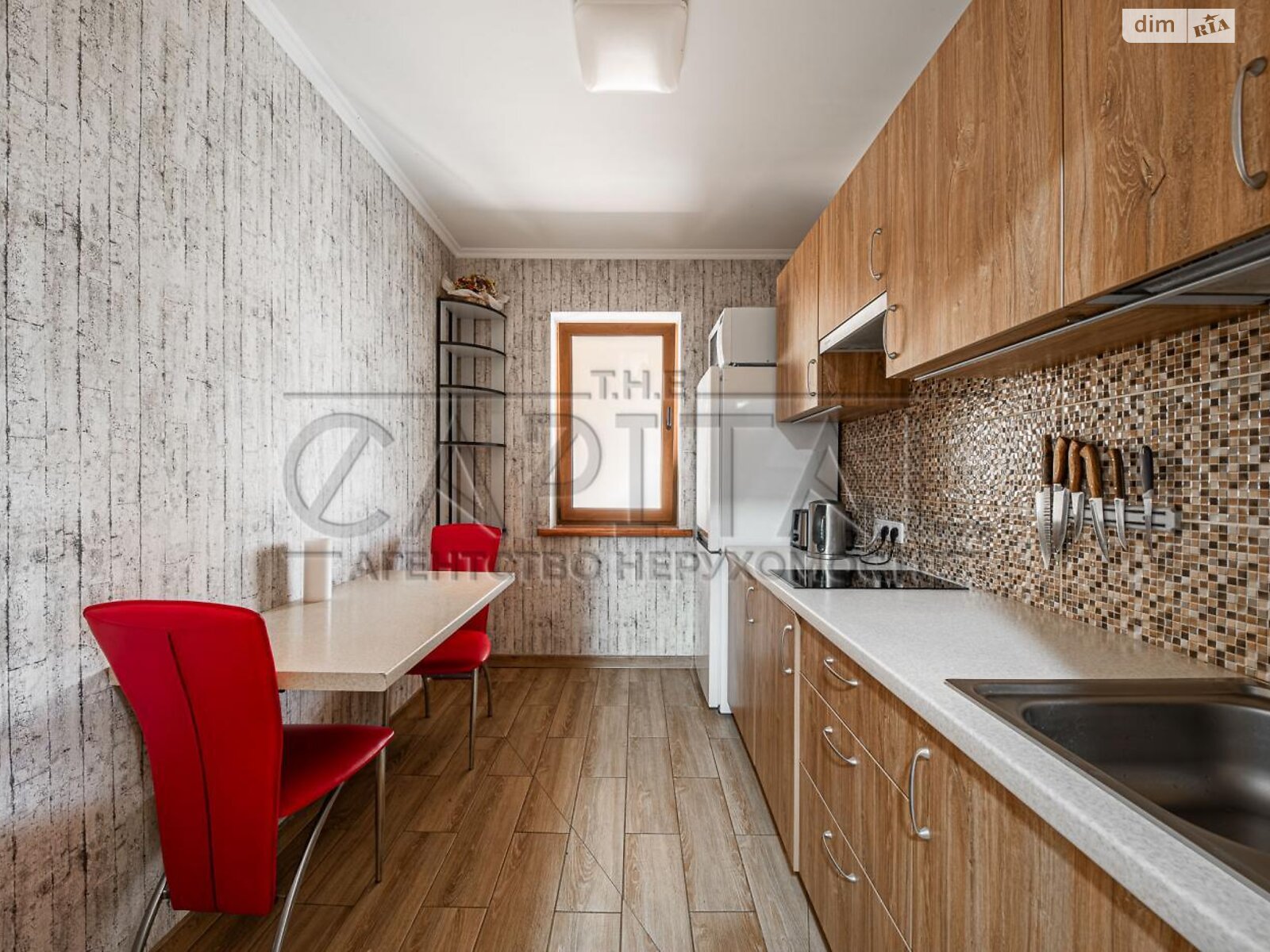 двухэтажный дом беседка, 147 кв. м, кирпич. Продажа в Тарасовке фото 1