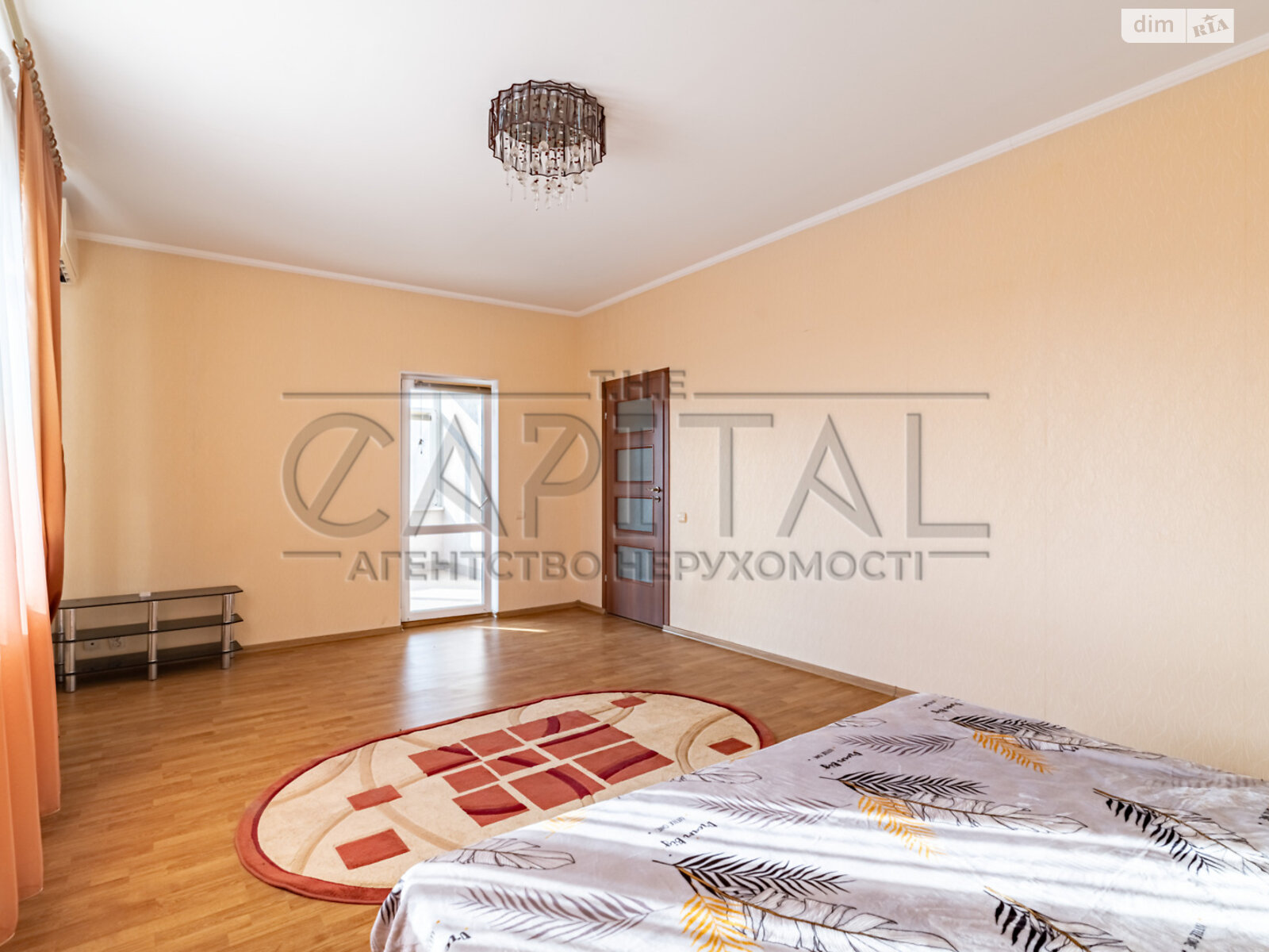 трехэтажный дом с верандой, 301.1 кв. м, кирпич. Продажа в Тарасовке фото 1