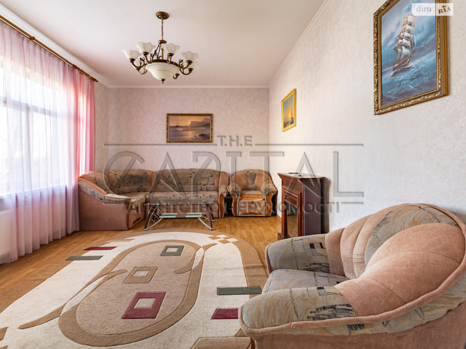 трехэтажный дом с верандой, 301.1 кв. м, кирпич. Продажа в Тарасовке фото 1