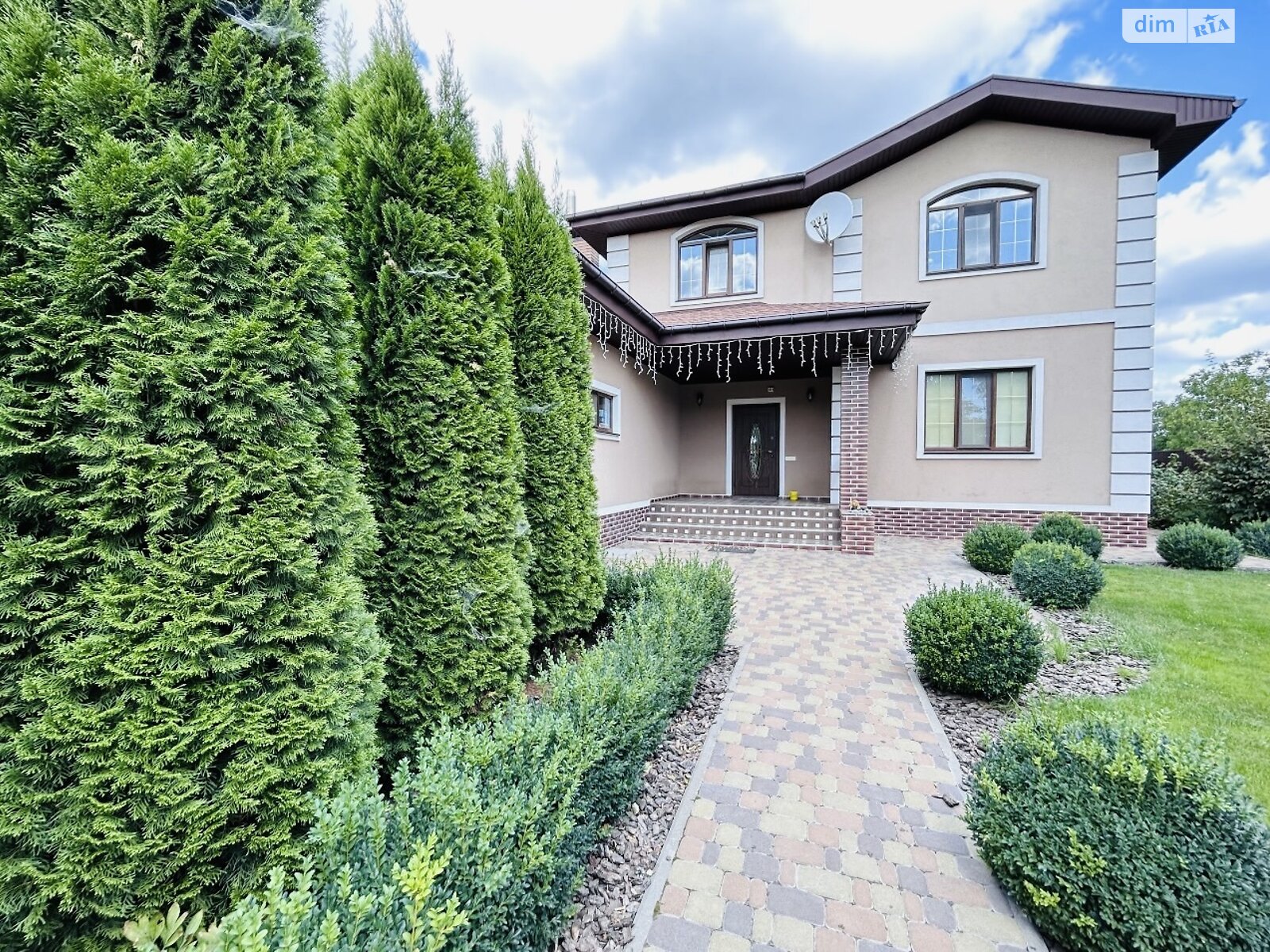 двоповерховий будинок з ремонтом, 224.4 кв. м, цегла. Продаж у Тарасівці фото 1 двоповерховий будинок з ремонтом, 224.4 кв. м, цегла. Продаж у Тарасівці фото 1