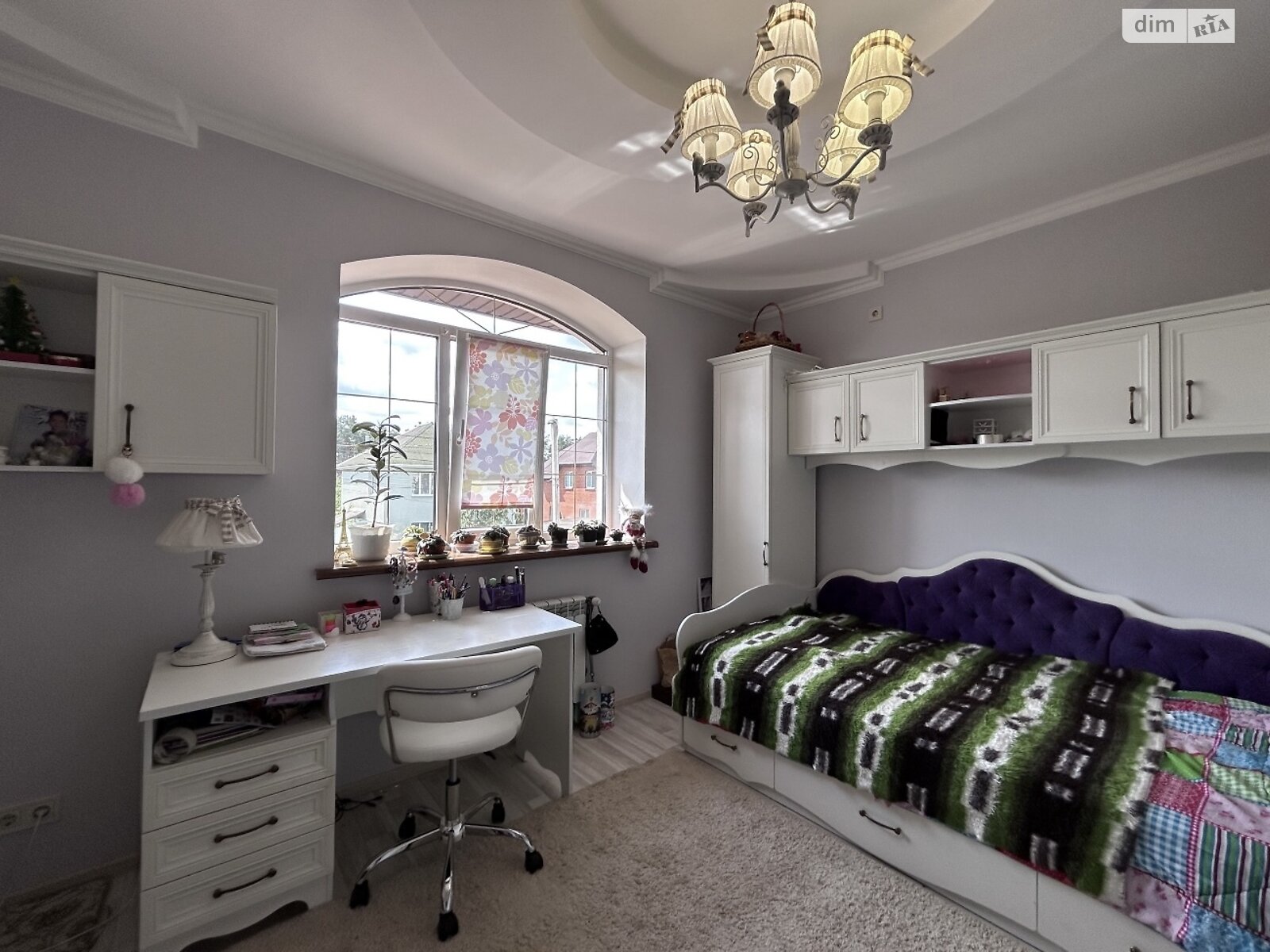 двоповерховий будинок з ремонтом, 224.4 кв. м, цегла. Продаж у Тарасівці фото 1 двоповерховий будинок з ремонтом, 224.4 кв. м, цегла. Продаж у Тарасівці фото 1