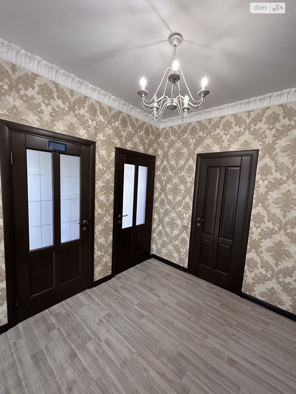 двоповерховий будинок з ремонтом, 224.4 кв. м, цегла. Продаж у Тарасівці фото 1 двоповерховий будинок з ремонтом, 224.4 кв. м, цегла. Продаж у Тарасівці фото 1