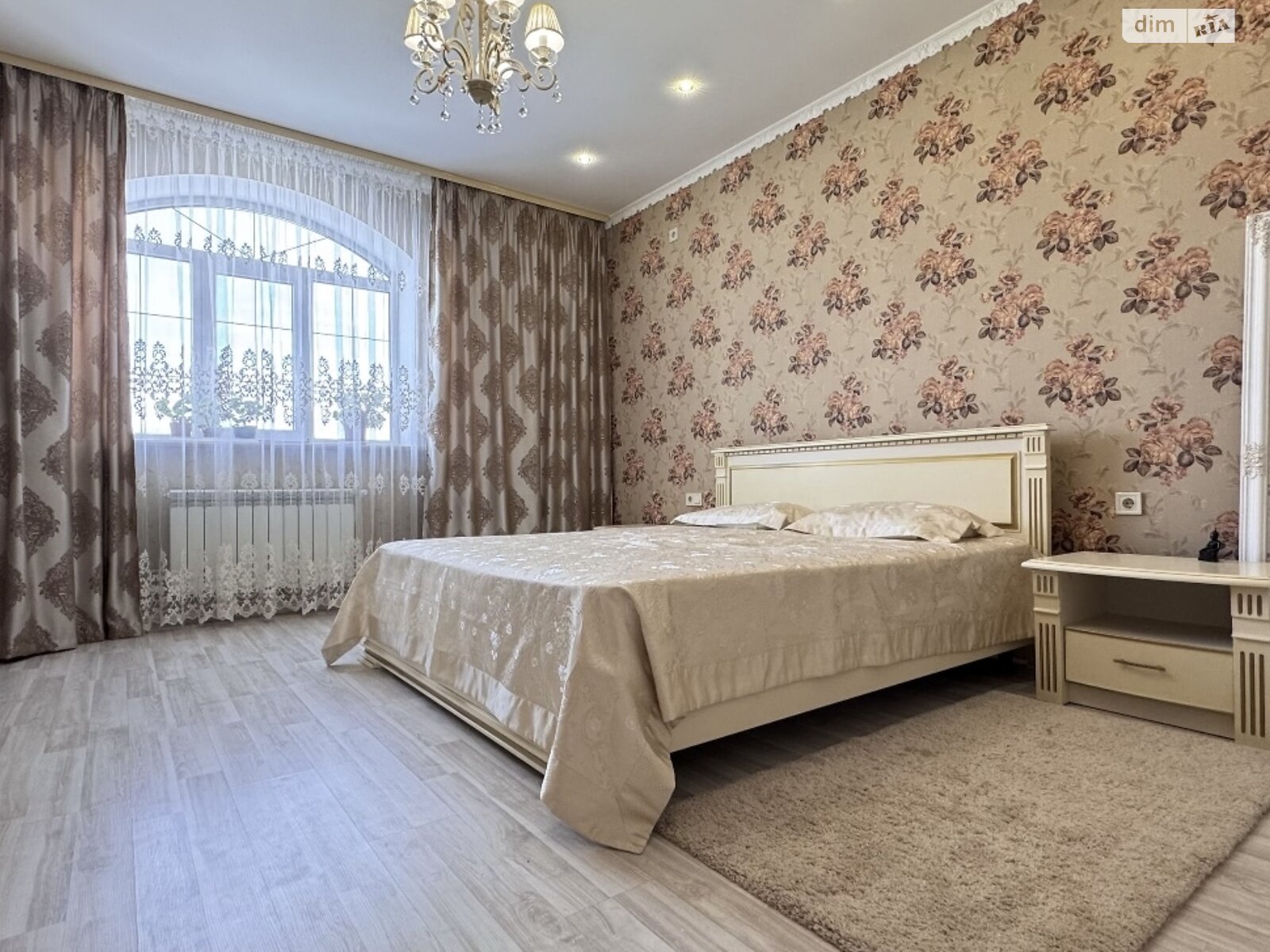 двоповерховий будинок з ремонтом, 224.4 кв. м, цегла. Продаж у Тарасівці фото 1 двоповерховий будинок з ремонтом, 224.4 кв. м, цегла. Продаж у Тарасівці фото 1