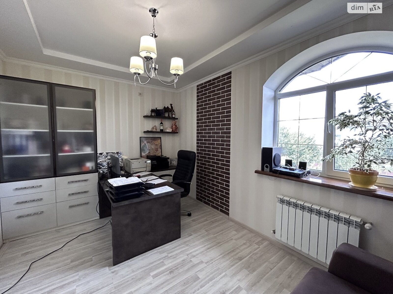 двоповерховий будинок з ремонтом, 224.4 кв. м, цегла. Продаж у Тарасівці фото 1 двоповерховий будинок з ремонтом, 224.4 кв. м, цегла. Продаж у Тарасівці фото 1