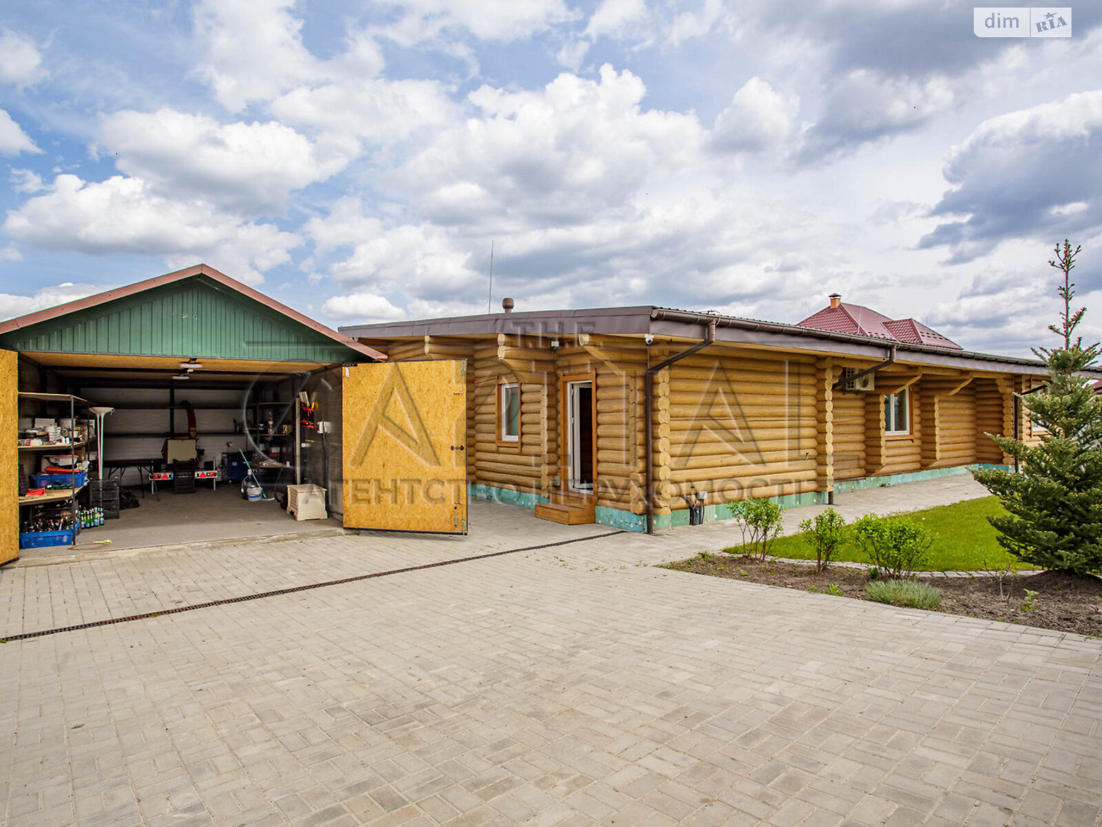 одноэтажный дом с гаражом, 123 кв. м, кирпич. Продажа в Тарасовке фото 1 одноэтажный дом с гаражом, 123 кв. м, кирпич. Продажа в Тарасовке фото 1