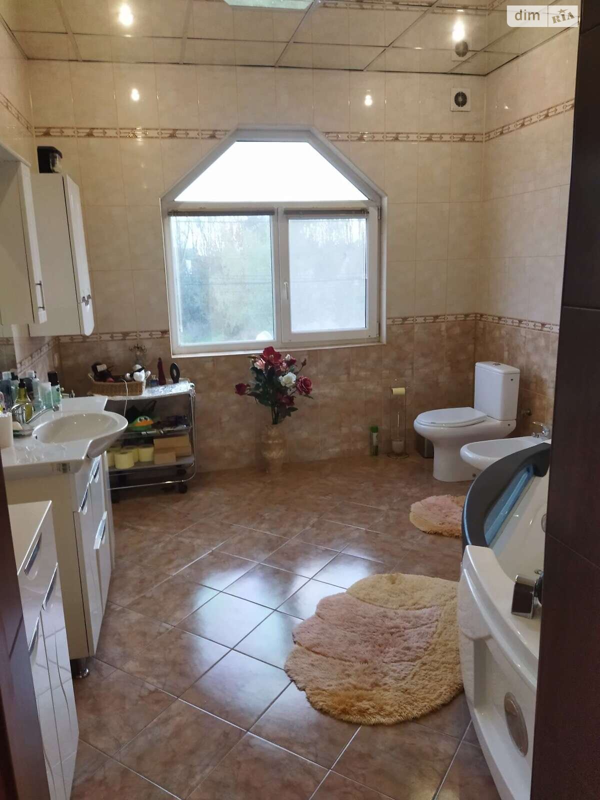 двухэтажный дом с верандой, 301.1 кв. м, керамзитобетон. Продажа в Тарасовке фото 1 двухэтажный дом с верандой, 301.1 кв. м, керамзитобетон. Продажа в Тарасовке фото 1