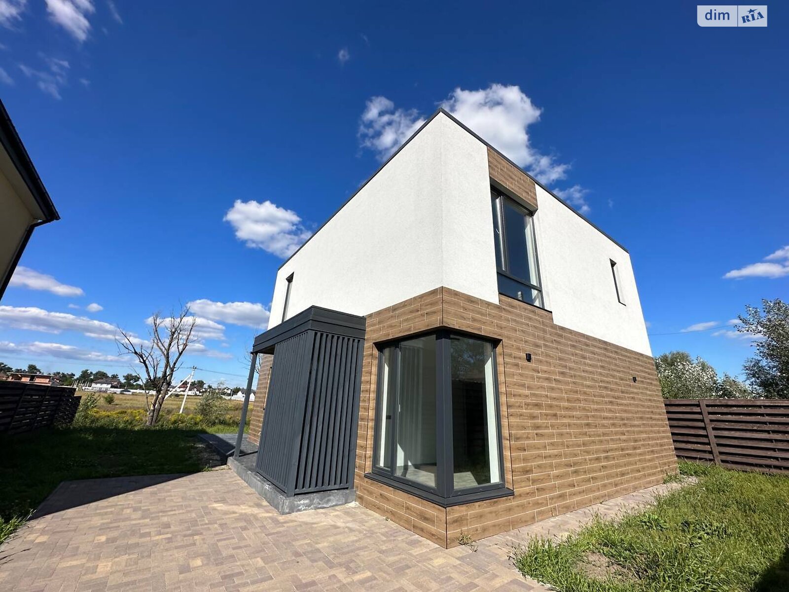 двоповерховий будинок з опаленням, 140 кв. м, кирпич. Продаж у Тарасівці фото 1 двоповерховий будинок з опаленням, 140 кв. м, кирпич. Продаж у Тарасівці фото 1