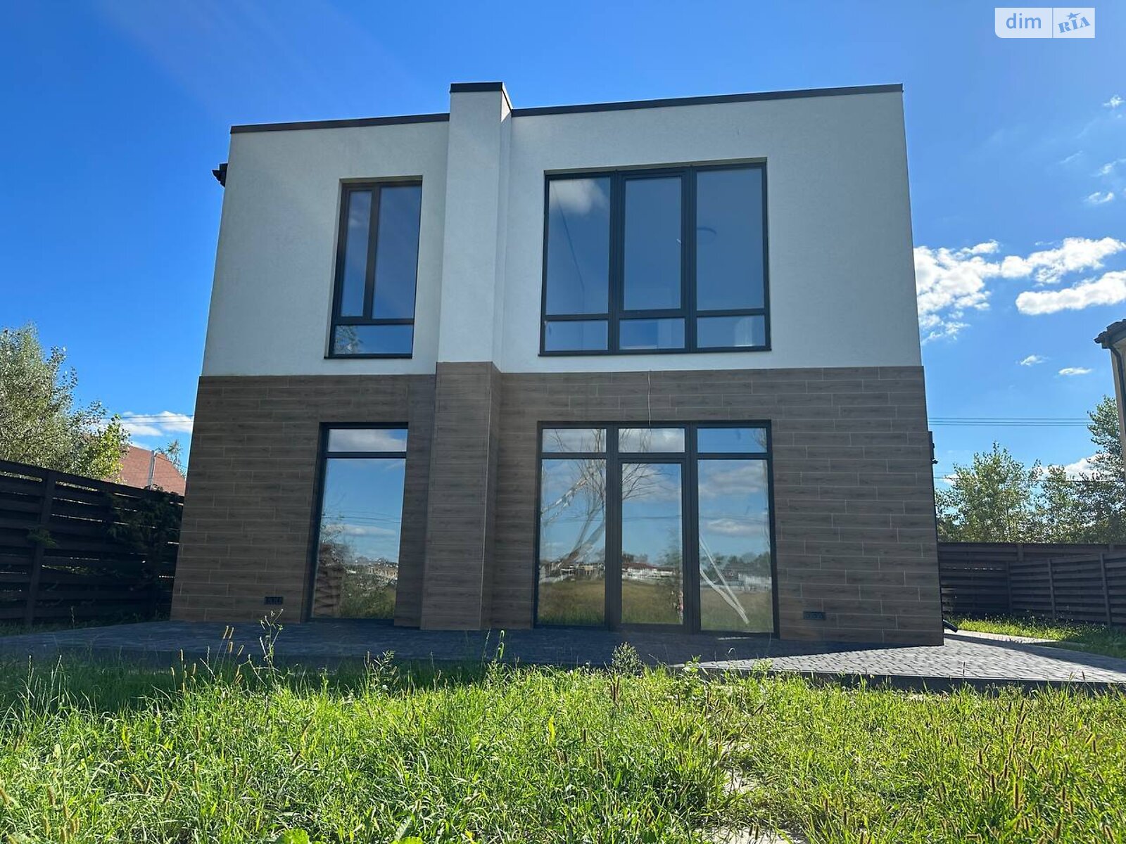 двоповерховий будинок з опаленням, 140 кв. м, кирпич. Продаж у Тарасівці фото 1 двоповерховий будинок з опаленням, 140 кв. м, кирпич. Продаж у Тарасівці фото 1