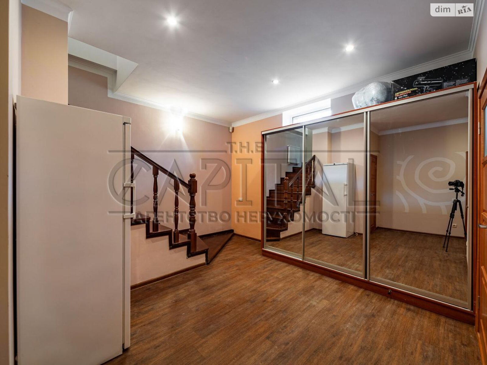 двоповерховий будинок з верандою, 300 кв. м, цегла. Продаж у Тарасівці фото 1 двоповерховий будинок з верандою, 300 кв. м, цегла. Продаж у Тарасівці фото 1