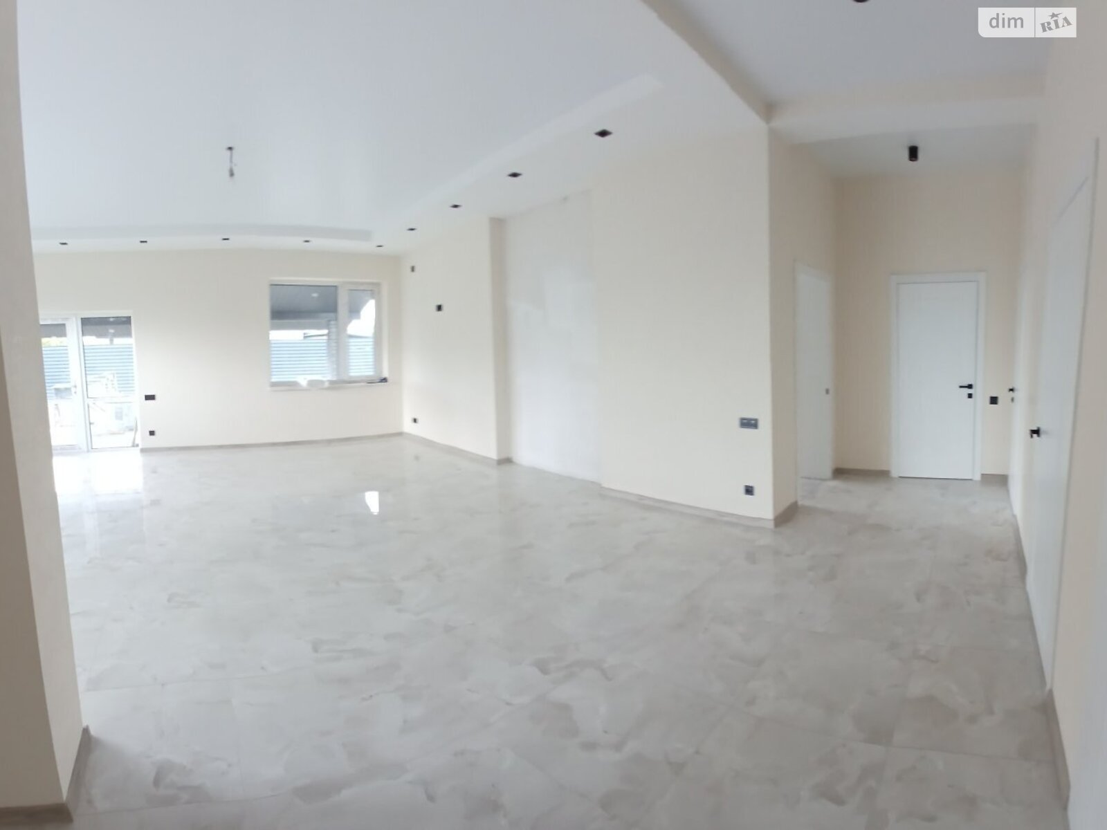 одноэтажный дом с ремонтом, 130 кв. м, газобетон. Продажа в Тарасовке фото 1 одноэтажный дом с ремонтом, 130 кв. м, газобетон. Продажа в Тарасовке фото 1