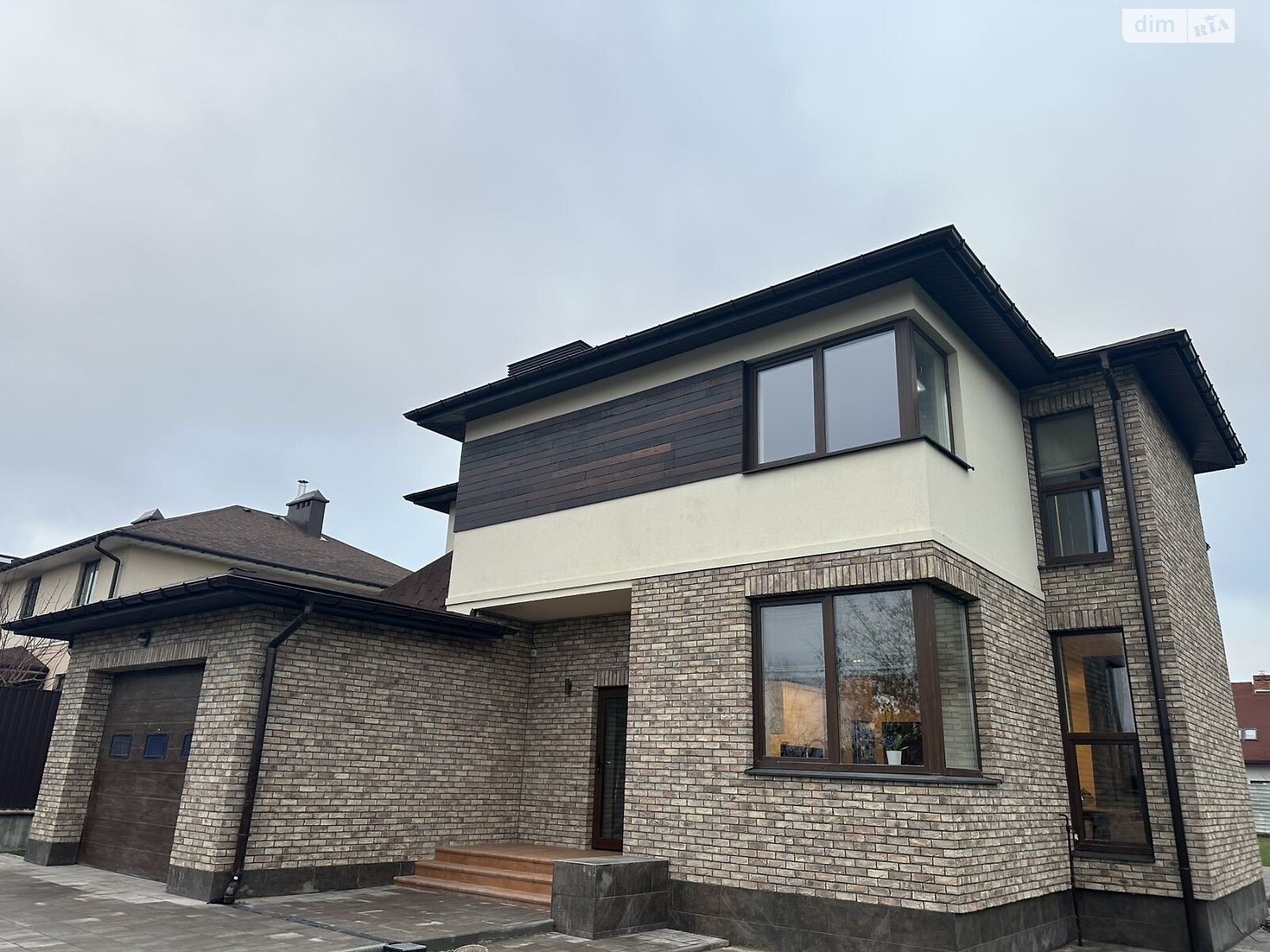 двухэтажный дом с гаражом, 221.9 кв. м, кирпич. Продажа в Новом фото 1 двухэтажный дом с гаражом, 221.9 кв. м, кирпич. Продажа в Новом фото 1