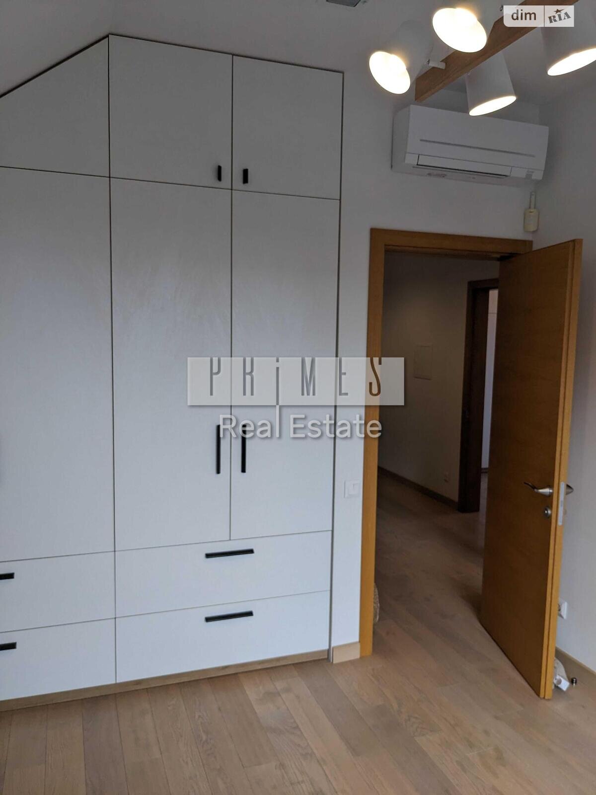 двухэтажный дом с верандой, 222 кв. м, кирпич. Продажа в Тарасовке фото 1 двухэтажный дом с верандой, 222 кв. м, кирпич. Продажа в Тарасовке фото 1