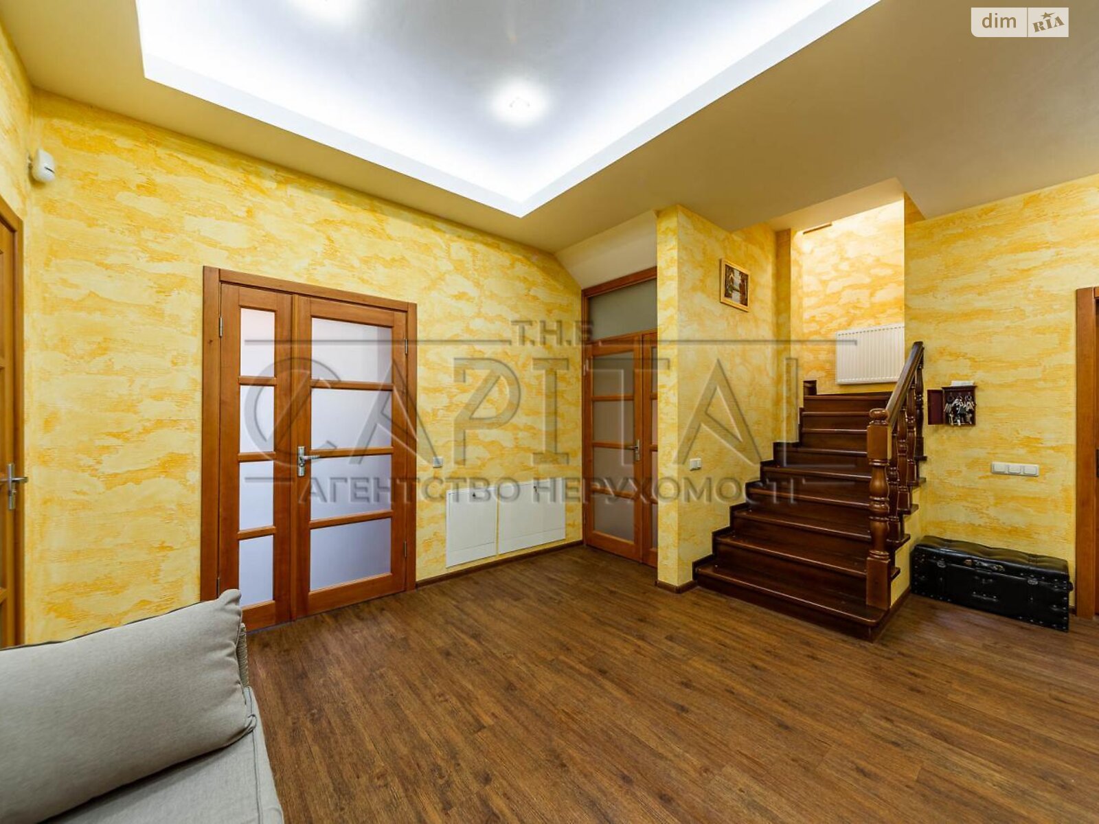 двухэтажный дом с гаражом, 300 кв. м, кирпич. Продажа в Тарасовке фото 1 двухэтажный дом с гаражом, 300 кв. м, кирпич. Продажа в Тарасовке фото 1