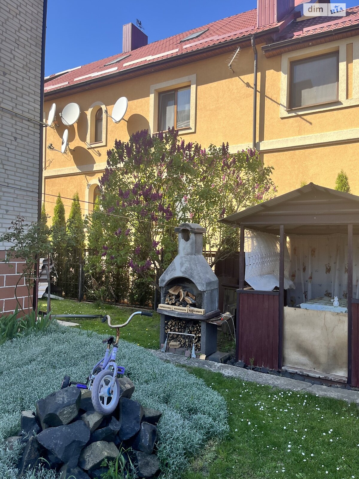 двоповерховий будинок бесідка, 290 кв. м, цегла. Продаж у Тарасове фото 1 двоповерховий будинок бесідка, 290 кв. м, цегла. Продаж у Тарасове фото 1