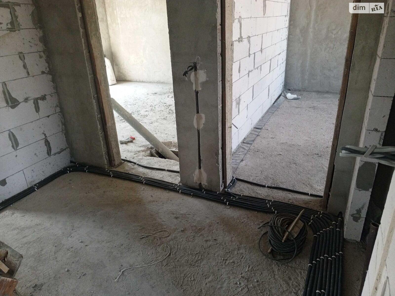 одноэтажный дом, 100 кв. м, кирпич. Продажа в Тарновцах фото 1