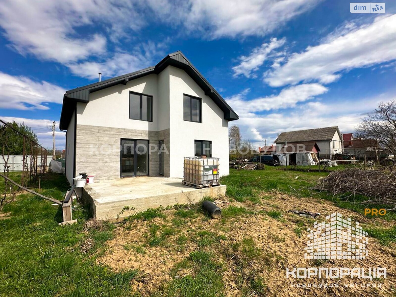 двухэтажный дом с балконом, 160 кв. м, кирпич. Продажа в Тарновцах фото 1 двухэтажный дом с балконом, 160 кв. м, кирпич. Продажа в Тарновцах фото 1