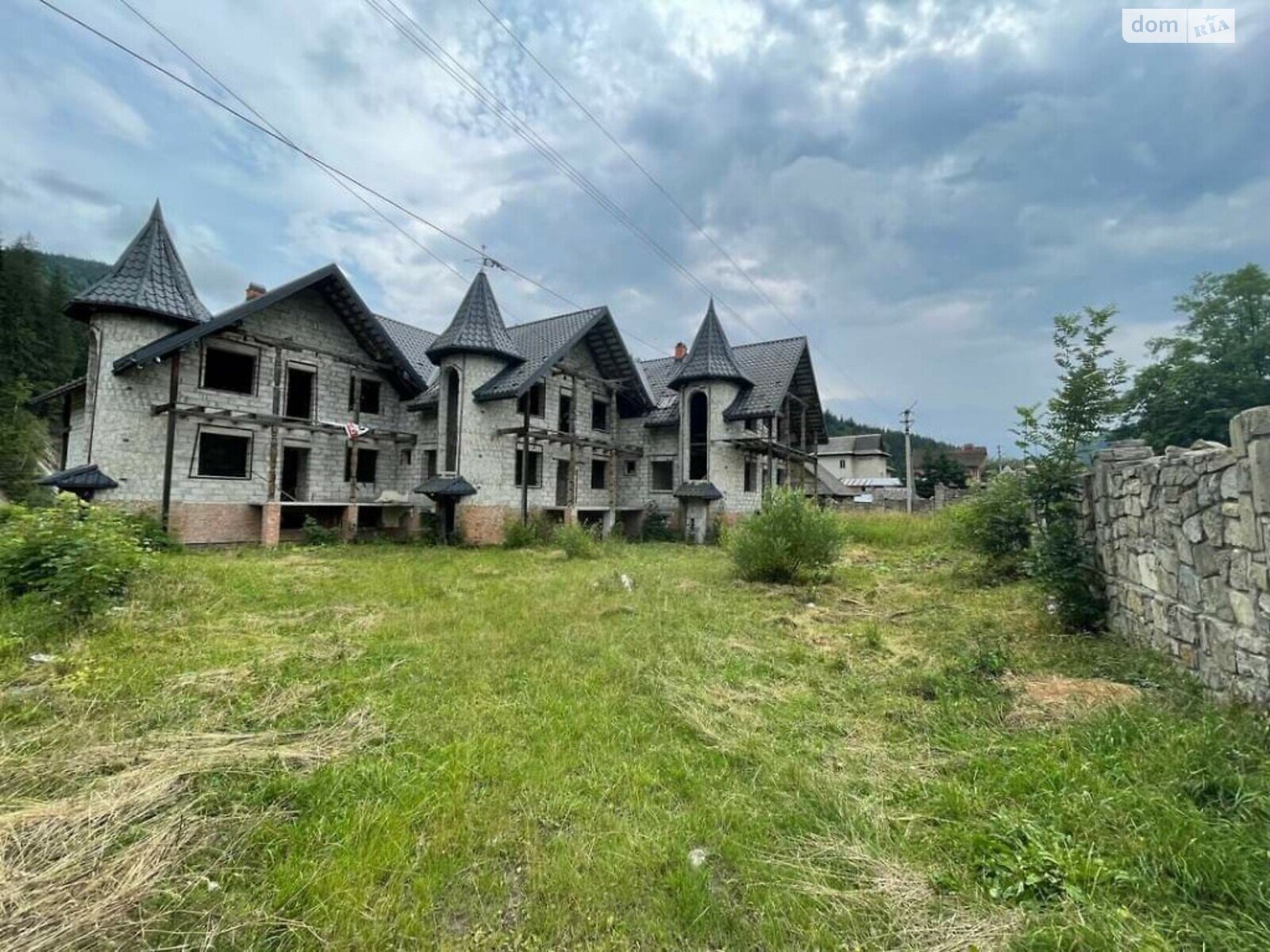 двухэтажный дом, 674 кв. м, кирпич. Продажа в Татарове фото 1