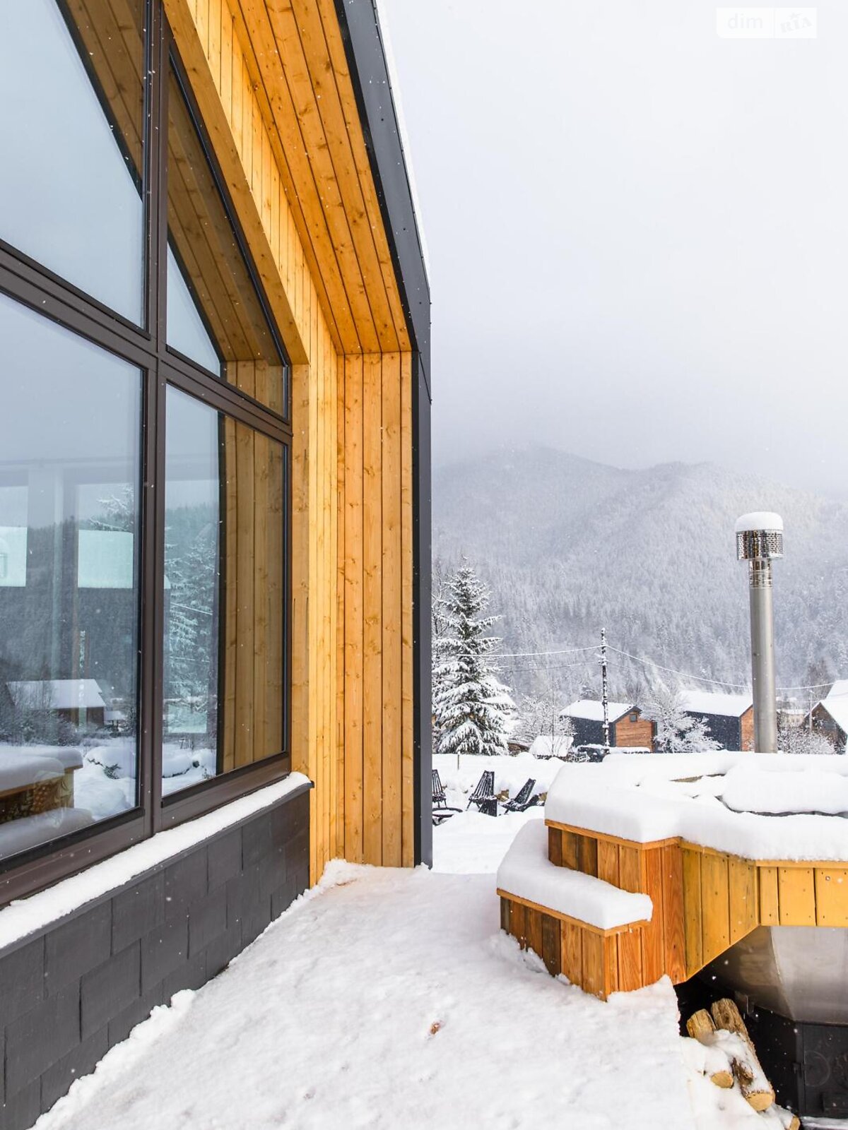 двухэтажный дом с верандой, 250 кв. м, СИП. Продажа в Татарове фото 1 двухэтажный дом с верандой, 250 кв. м, СИП. Продажа в Татарове фото 1