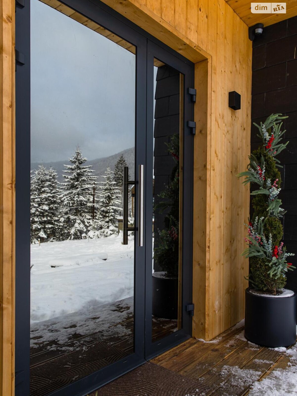 двухэтажный дом с верандой, 250 кв. м, СИП. Продажа в Татарове фото 1 двухэтажный дом с верандой, 250 кв. м, СИП. Продажа в Татарове фото 1