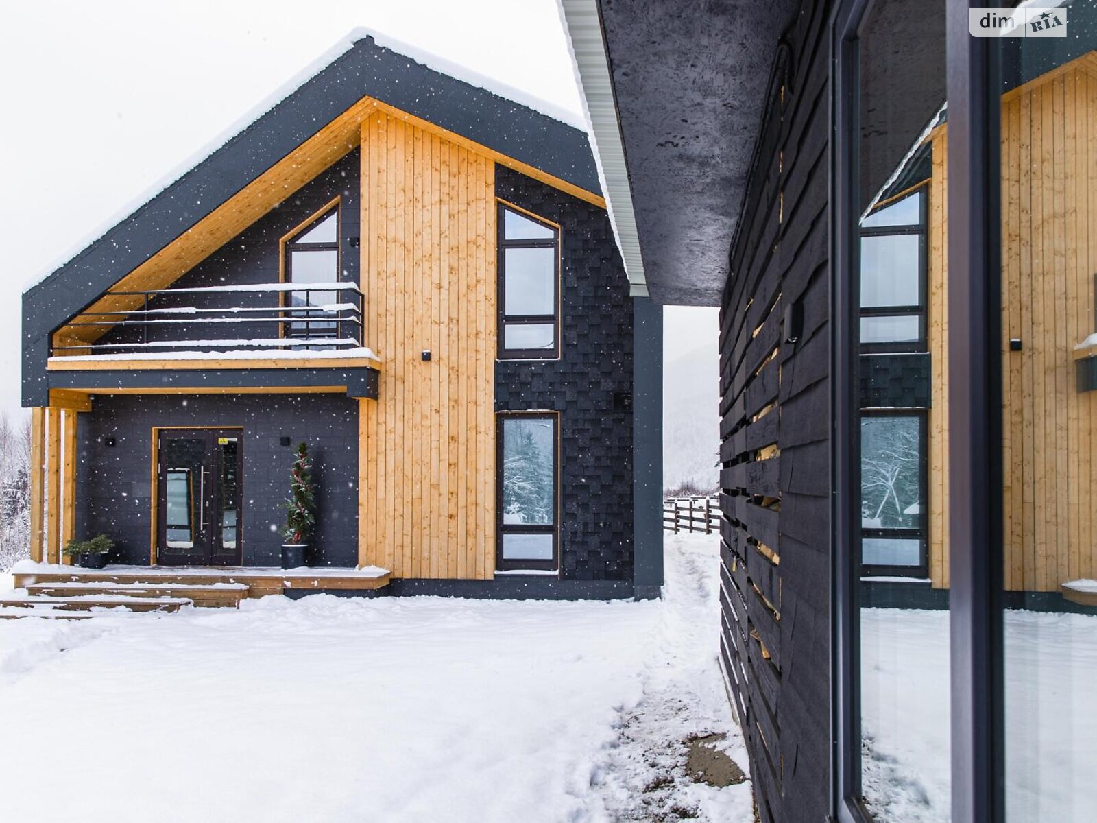 двухэтажный дом с верандой, 250 кв. м, СИП. Продажа в Татарове фото 1 двухэтажный дом с верандой, 250 кв. м, СИП. Продажа в Татарове фото 1