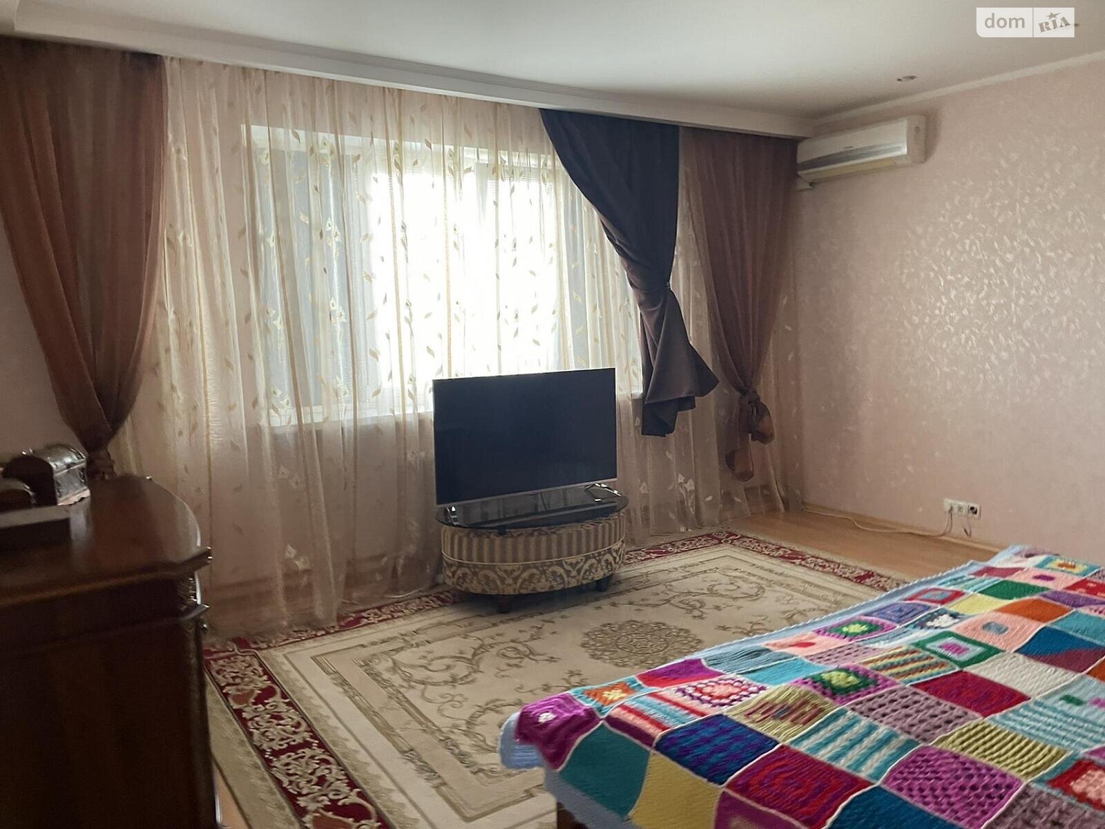 трехэтажный дом, 253 кв. м, газобетон. Продажа в Таценки фото 1