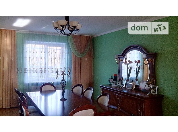 Продажа дома, 250м², Тернопіль, р‑н. Дружба, Р-н Братіслави Продажа дома, 250м², Тернопіль, р‑н. Дружба, Р-н Братіслави