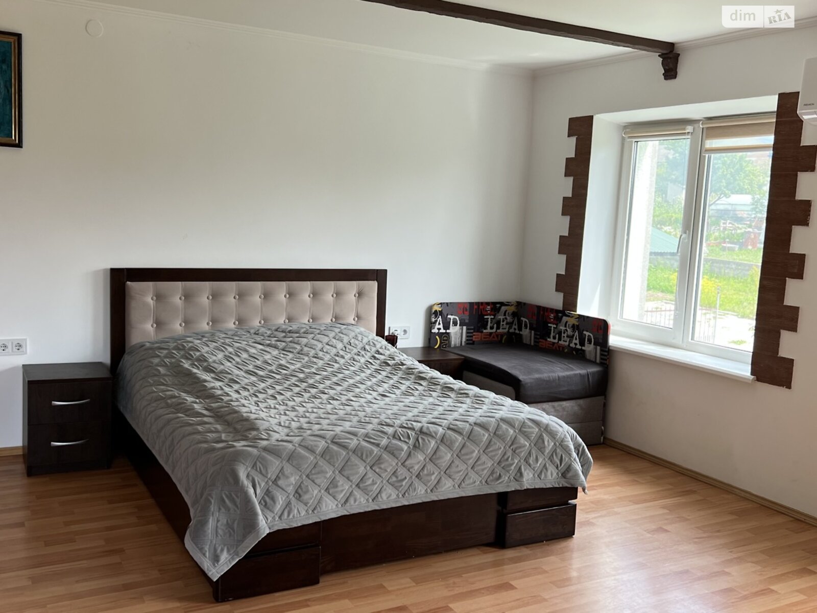 трехэтажный дом с мебелью, 149 кв. м, кирпич. Продажа в Лозовой фото 1 трехэтажный дом с мебелью, 149 кв. м, кирпич. Продажа в Лозовой фото 1
