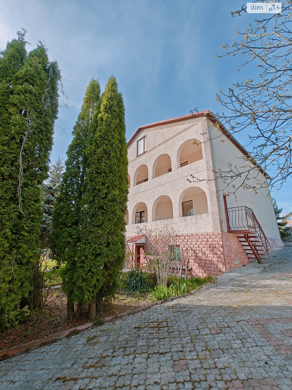 двухэтажный дом с гаражом, 260 кв. м, кирпич. Продажа в Тернополе район Бам фото 1