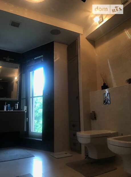 трехэтажный дом с камином, 710 кв. м, кирпич. Продажа в Байковцах (Тернопольская обл.) фото 1 трехэтажный дом с камином, 710 кв. м, кирпич. Продажа в Байковцах (Тернопольская обл.) фото 1