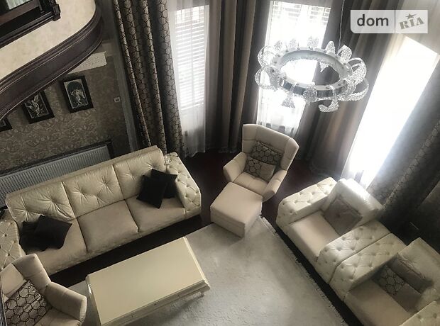 трехэтажный дом с камином, 710 кв. м, кирпич. Продажа в Байковцах (Тернопольская обл.) фото 1 трехэтажный дом с камином, 710 кв. м, кирпич. Продажа в Байковцах (Тернопольская обл.) фото 1