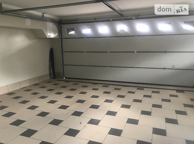 трехэтажный дом с камином, 710 кв. м, кирпич. Продажа в Байковцах (Тернопольская обл.) фото 1 трехэтажный дом с камином, 710 кв. м, кирпич. Продажа в Байковцах (Тернопольская обл.) фото 1