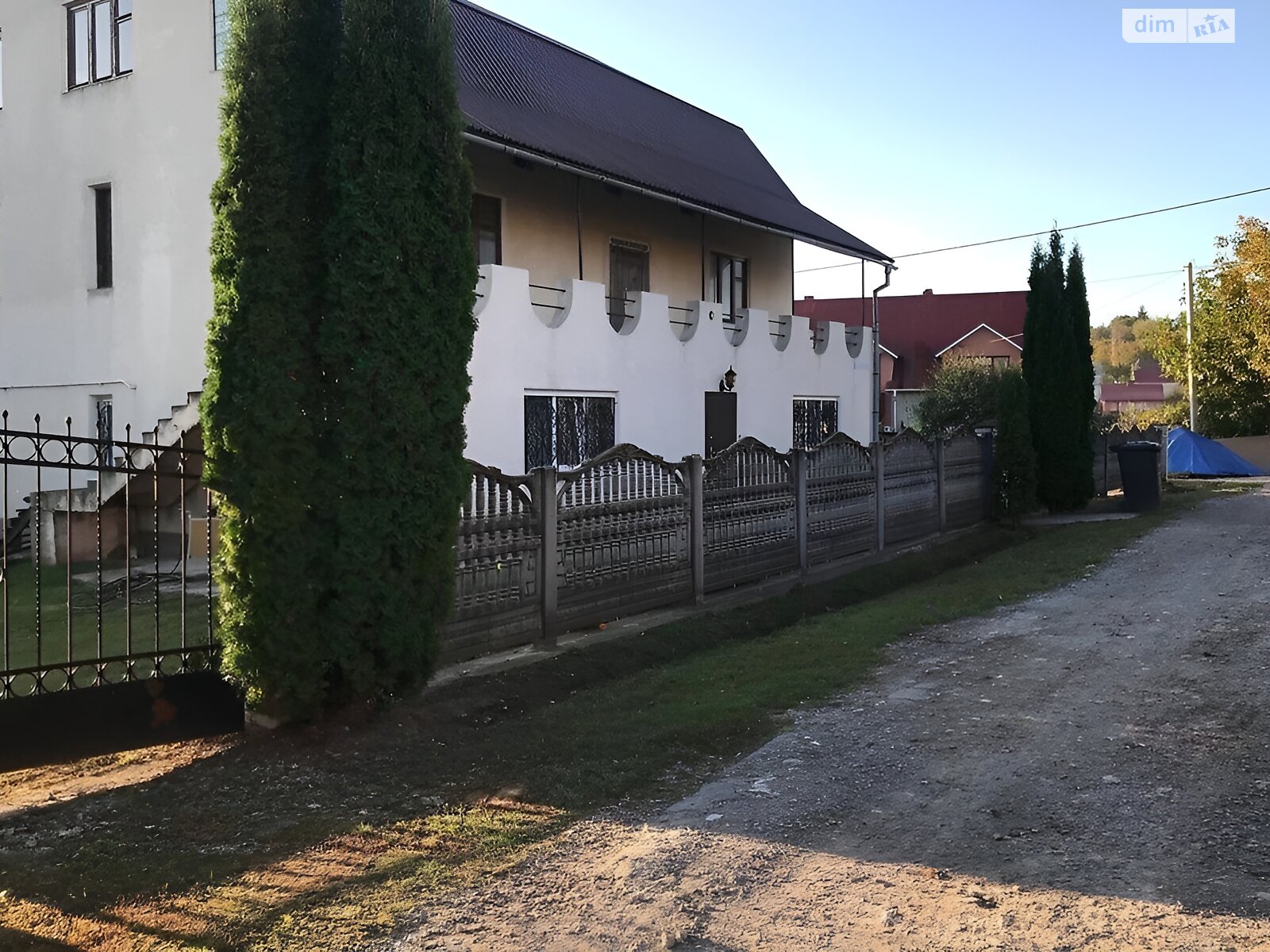 триповерховий будинок, 365 кв. м, кирпич. Продаж в undefined (Тернопільська обл.) фото 1 триповерховий будинок, 365 кв. м, кирпич. Продаж в undefined (Тернопільська обл.) фото 1