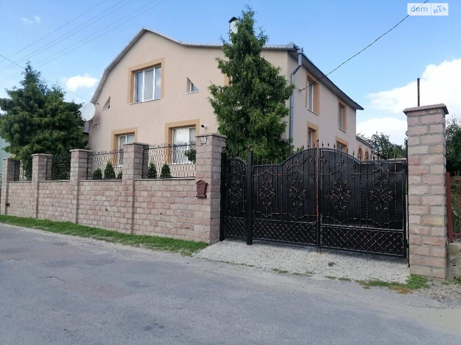 двухэтажный дом, 221 кв. м, кирпич. Продажа в Байковцах фото 1