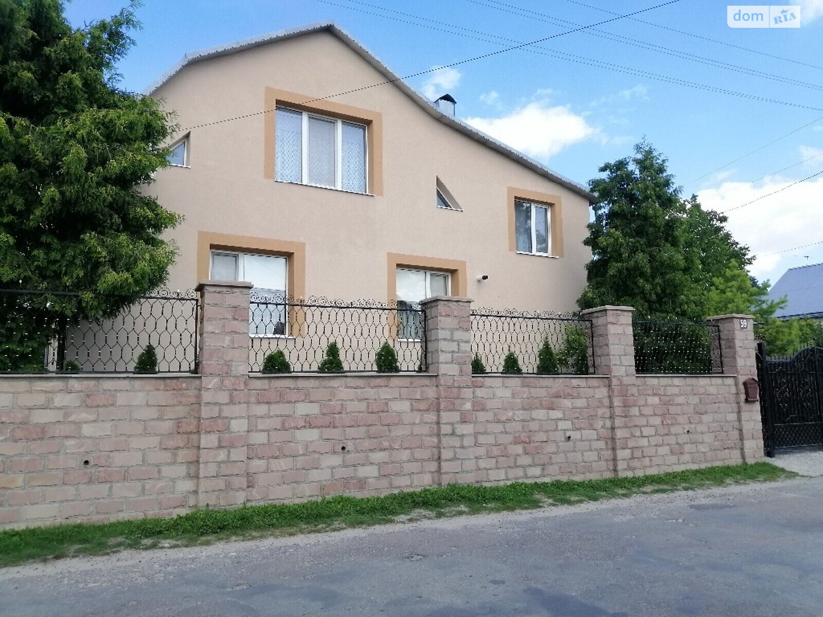 двухэтажный дом, 221 кв. м, кирпич. Продажа в Байковцах фото 1