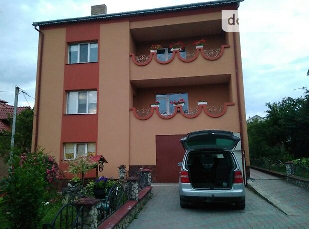 трехэтажный дом с садом, 272 кв. м, кирпич. Продажа в Березовице (Тернопольская обл.) фото 1 трехэтажный дом с садом, 272 кв. м, кирпич. Продажа в Березовице (Тернопольская обл.) фото 1