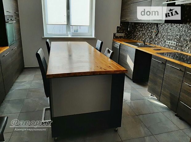 двухэтажный дом с подвалом, 250 кв. м, кирпич. Продажа в Березовице (Тернопольская обл.) фото 1 двухэтажный дом с подвалом, 250 кв. м, кирпич. Продажа в Березовице (Тернопольская обл.) фото 1
