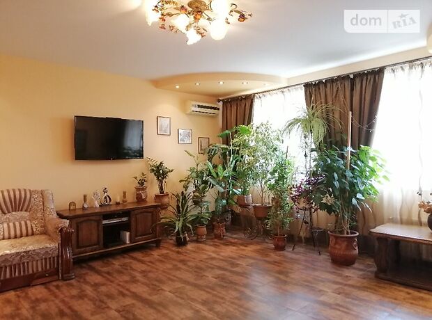 двухэтажный дом с садом, 480 кв. м, кирпич. Продажа в Довжанке (Тернопольская обл.) фото 1 двухэтажный дом с садом, 480 кв. м, кирпич. Продажа в Довжанке (Тернопольская обл.) фото 1